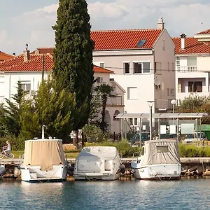 Rafael Apartament Zadar